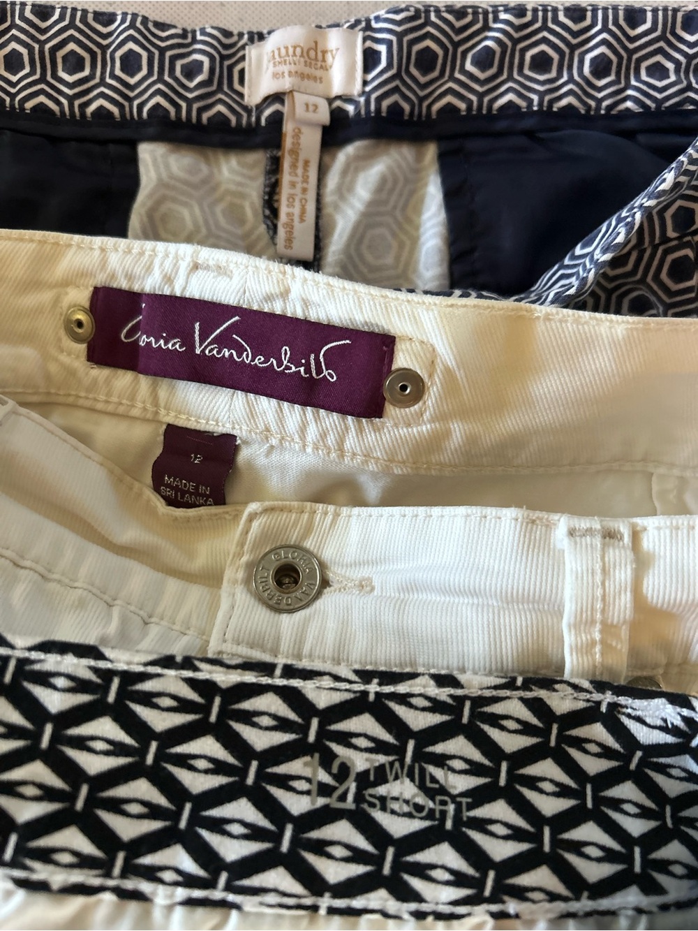 Two Women’s Blue Printed High Rise Shorts and a White/Cream Skort Bundle Sz 12 - Picture 4 of 12